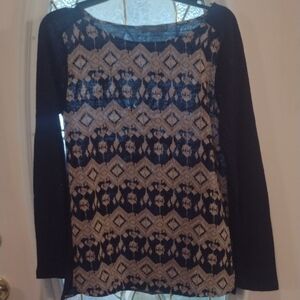 THML Navy and Cream Geometric Top